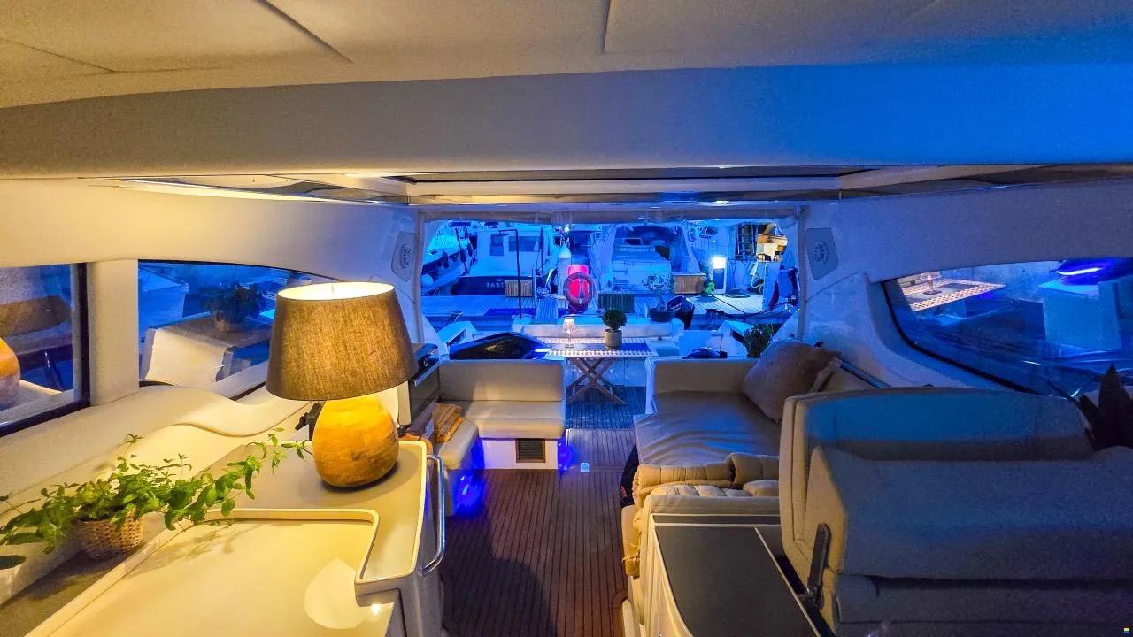 Gagliotta 52 cockpit