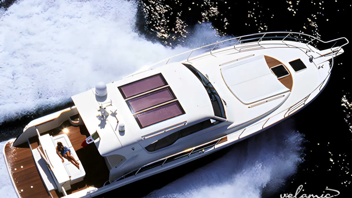 Gagliotta 52 luxury yacht charter Puglia