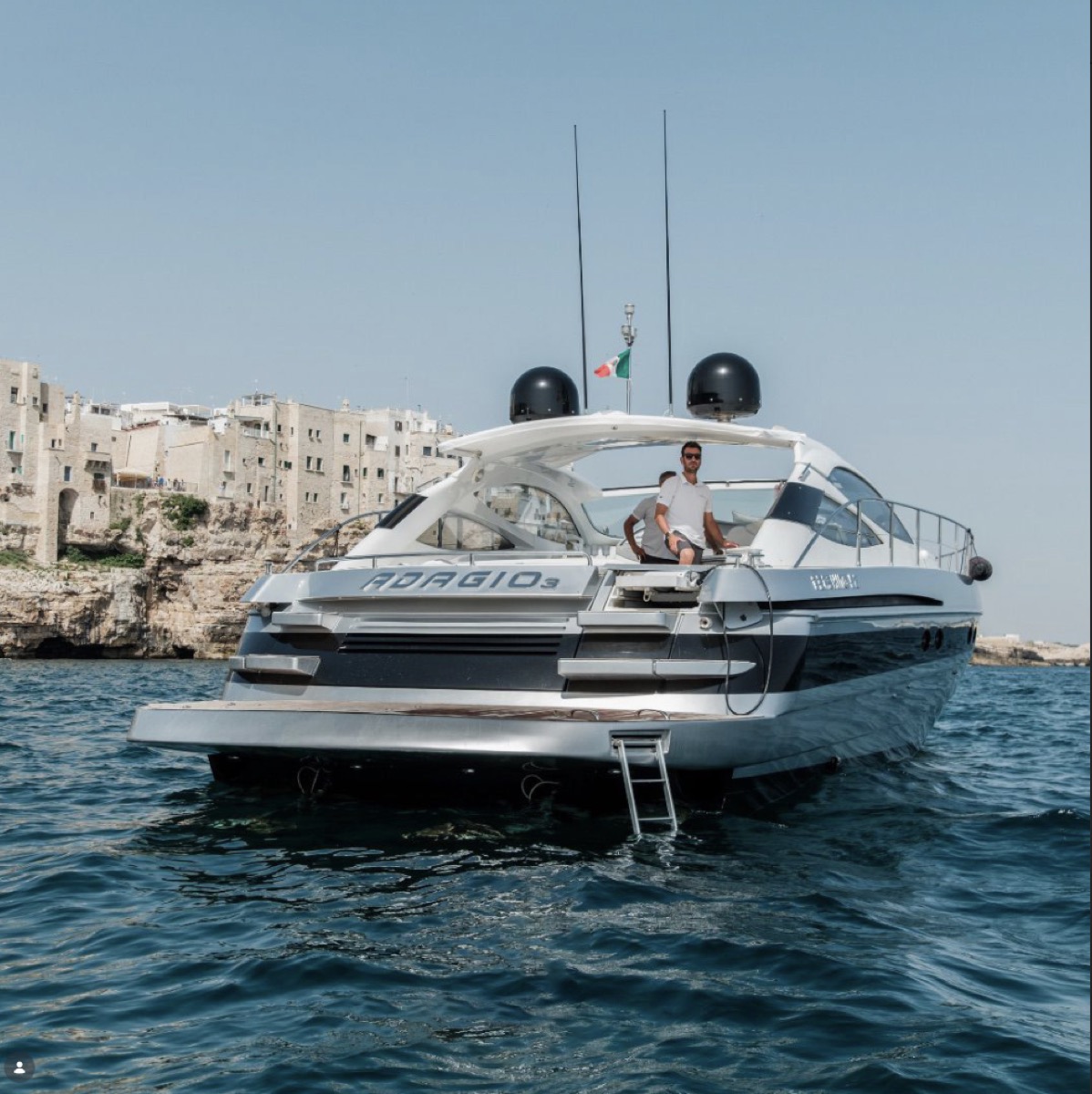Pershing 52 layout